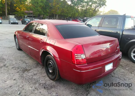 2007 Chrysler 300 Touring z USA, uszkodzony, nr VIN 2C3KA53G77H740179